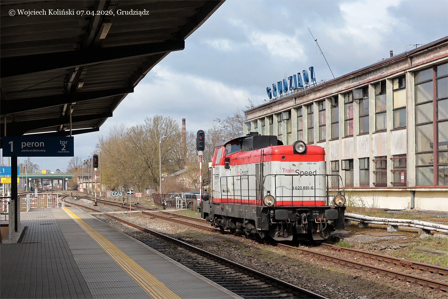 SM42-392